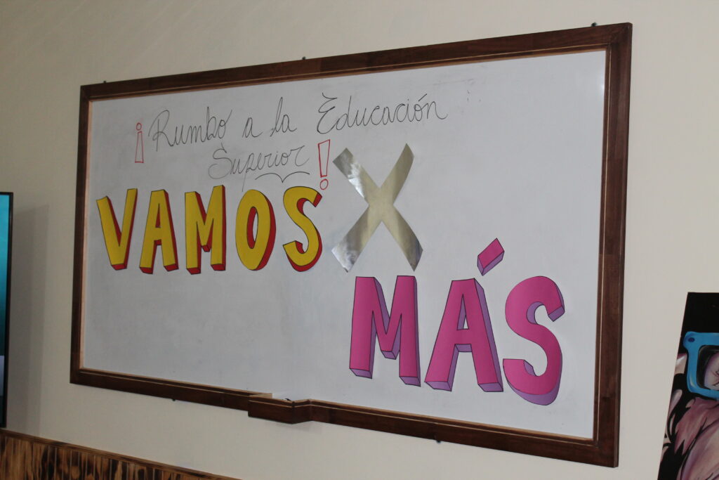 Centros de Cumplimiento CORFAL destacaron a jóvenes que ingresaron a la Educación Superior