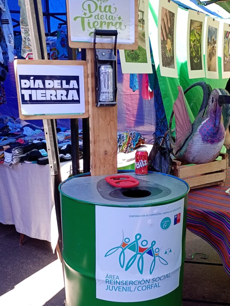 Jóvenes de Centros de Cumplimiento CORFAL conmemoraron Día de la Tierra con entretenida actividad comunitaria